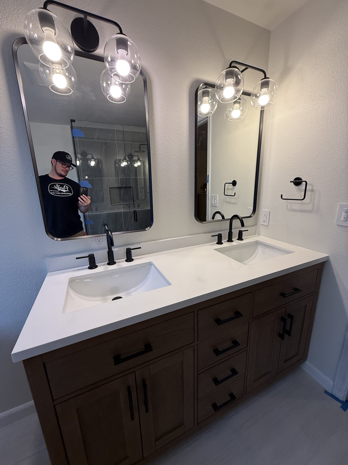 Master Bath with Walk-In Shower & Freestanding Tub - Photo 14