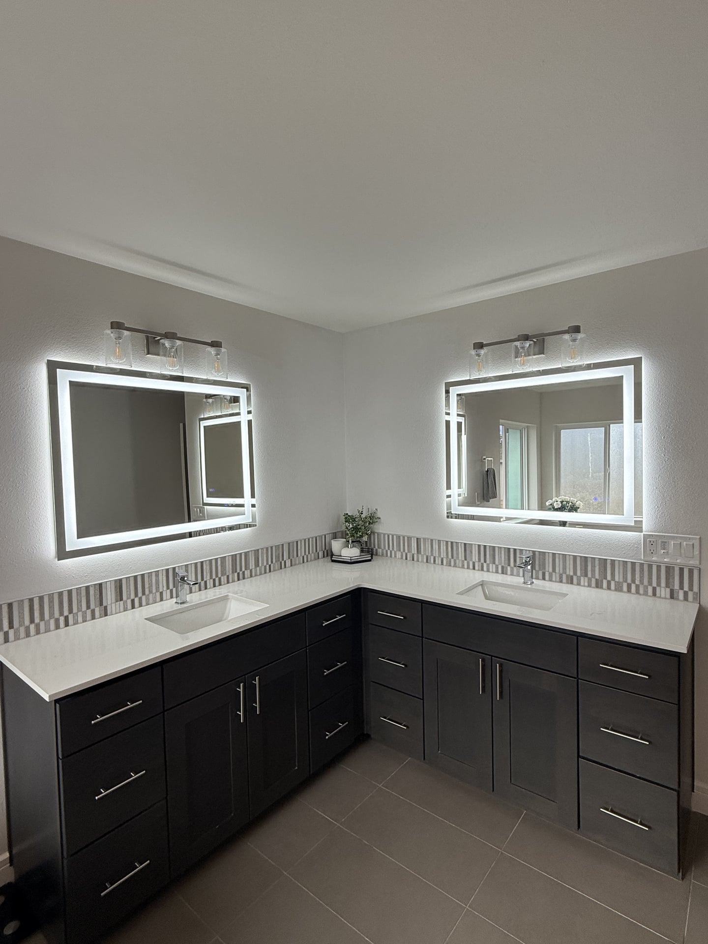 Pebble Stone Master Bath - Photo 11