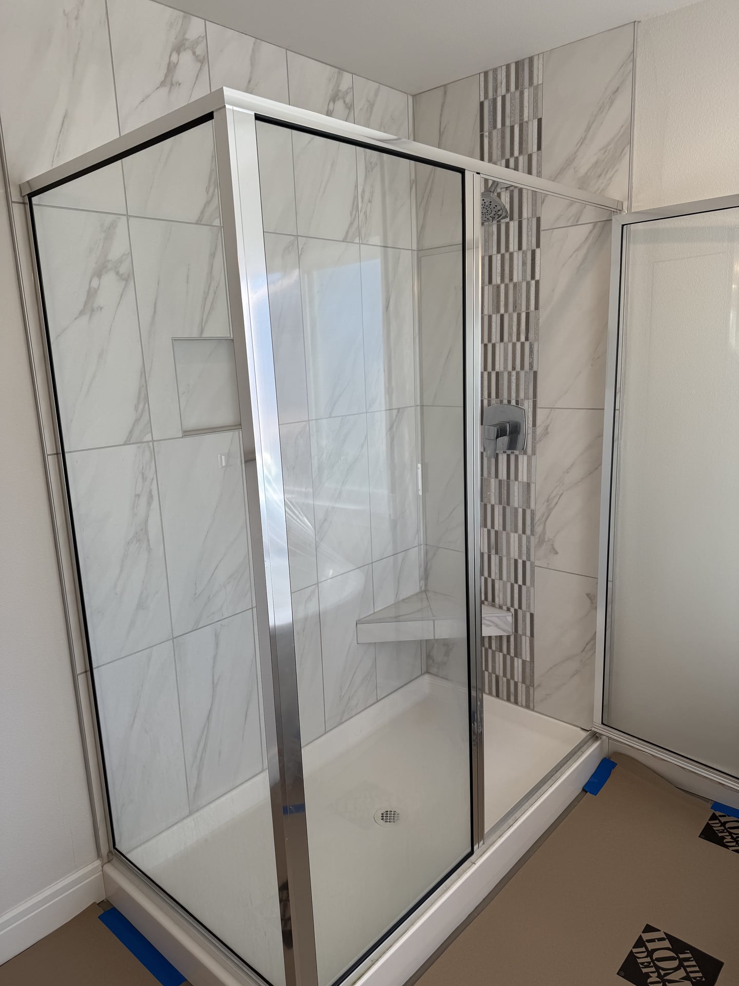 Pebble Stone Master Bath - Before 1