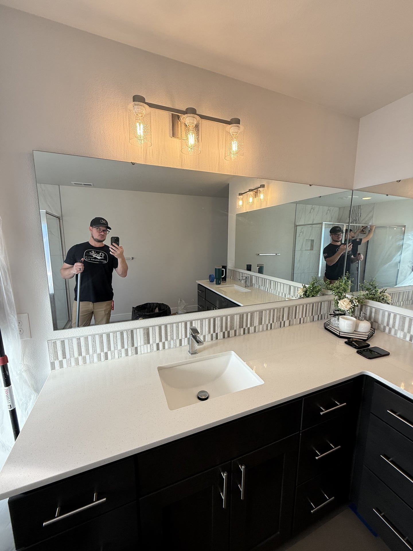 Pebble Stone Master Bath - Before 2