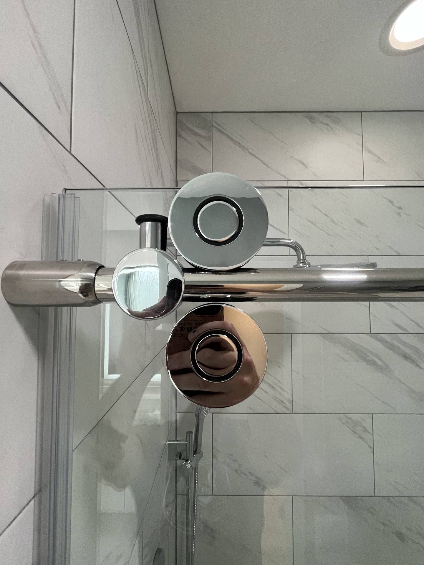 Marble Hex Niche Walk-In Shower - Photo 14