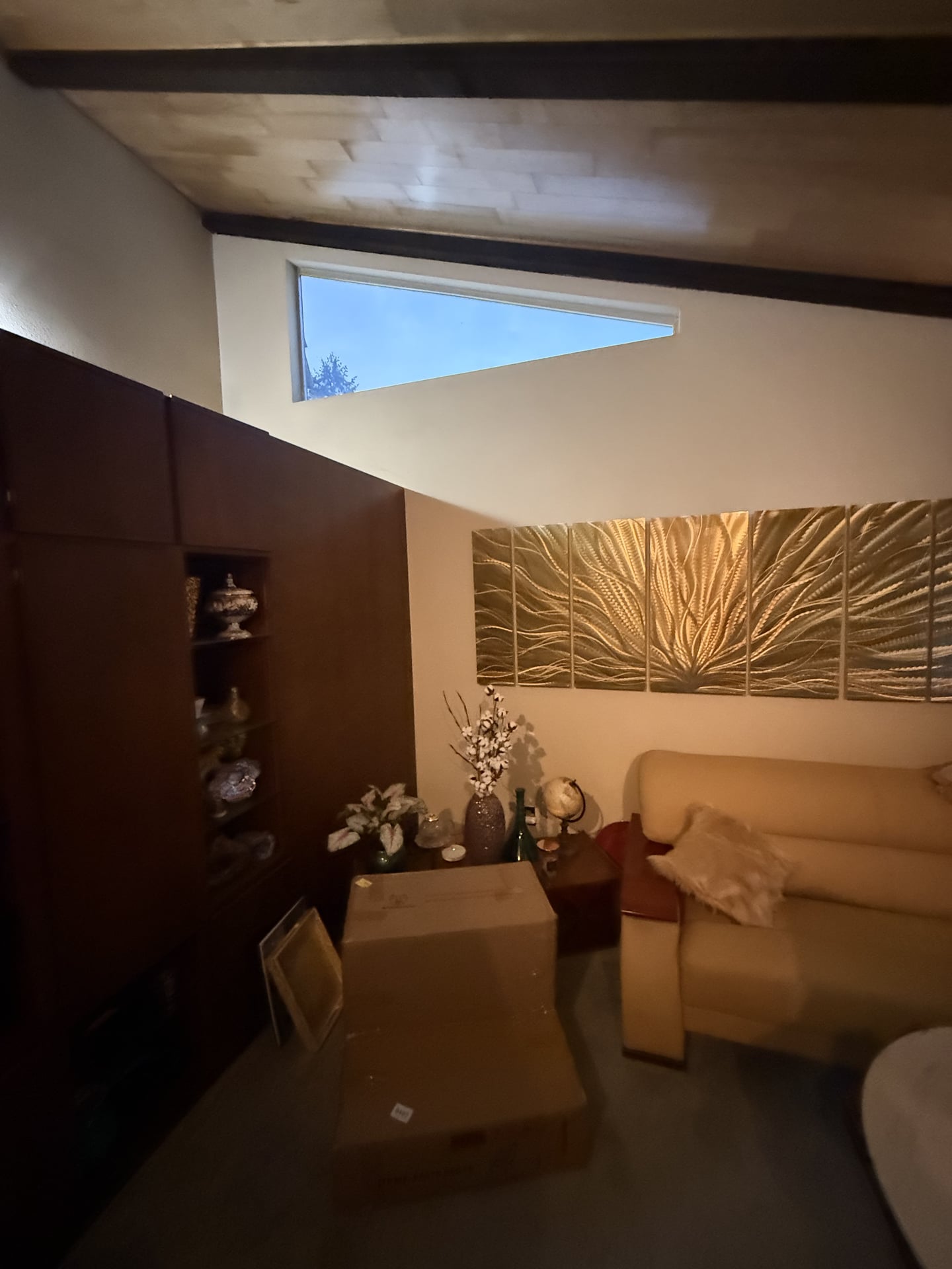 Glass Mosaic Tub Surround - Before 5