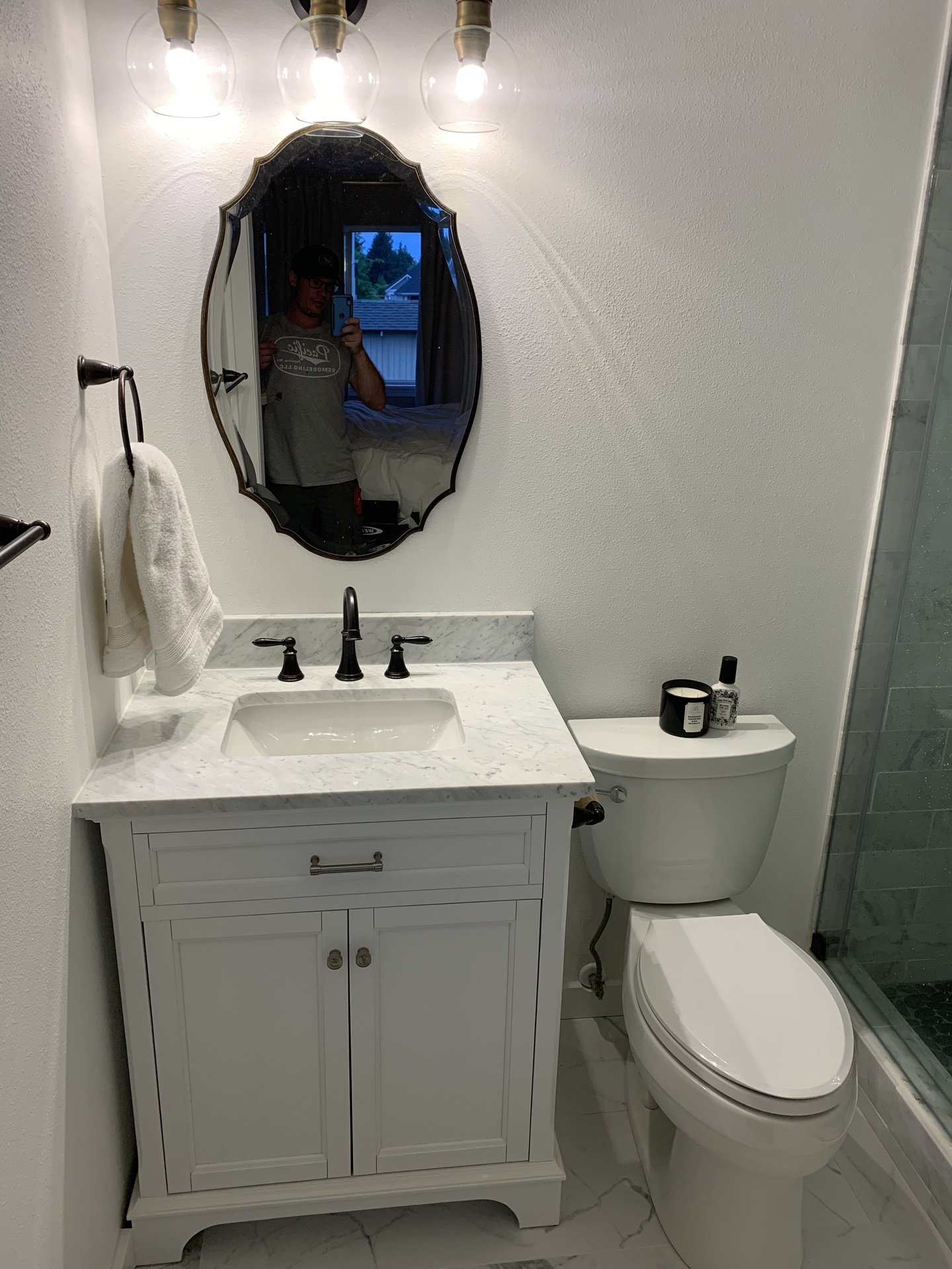 Marble Tile Walk-In Shower - Photo 4