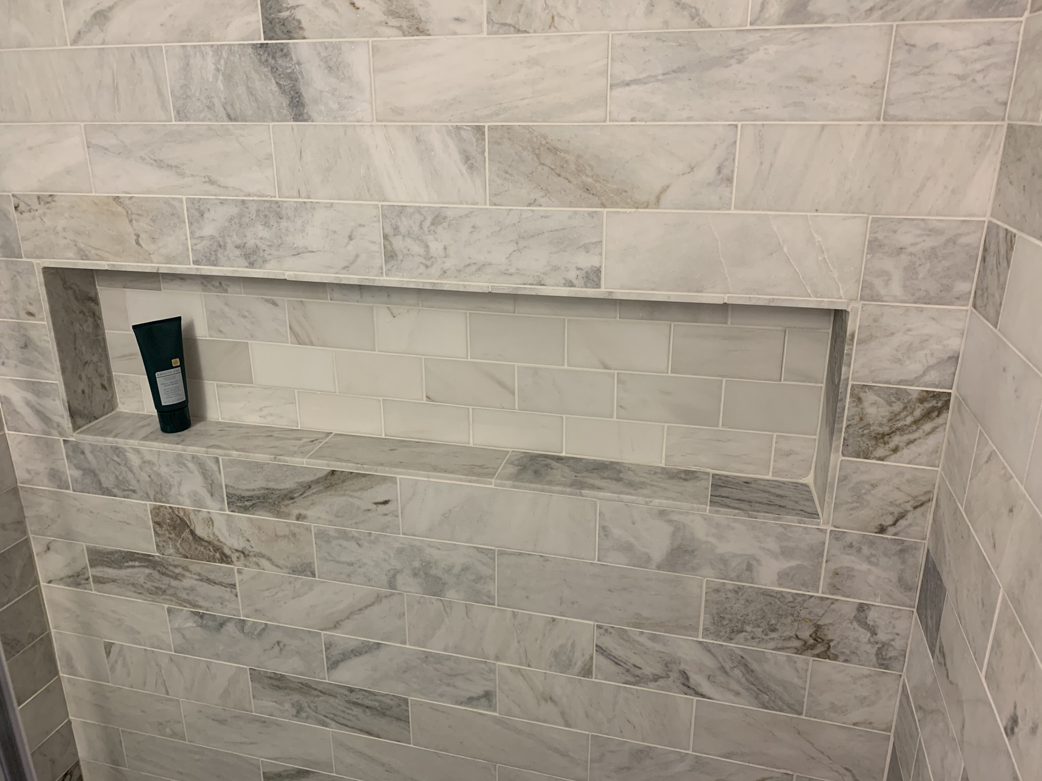Marble Tile Walk-In Shower - Photo 7