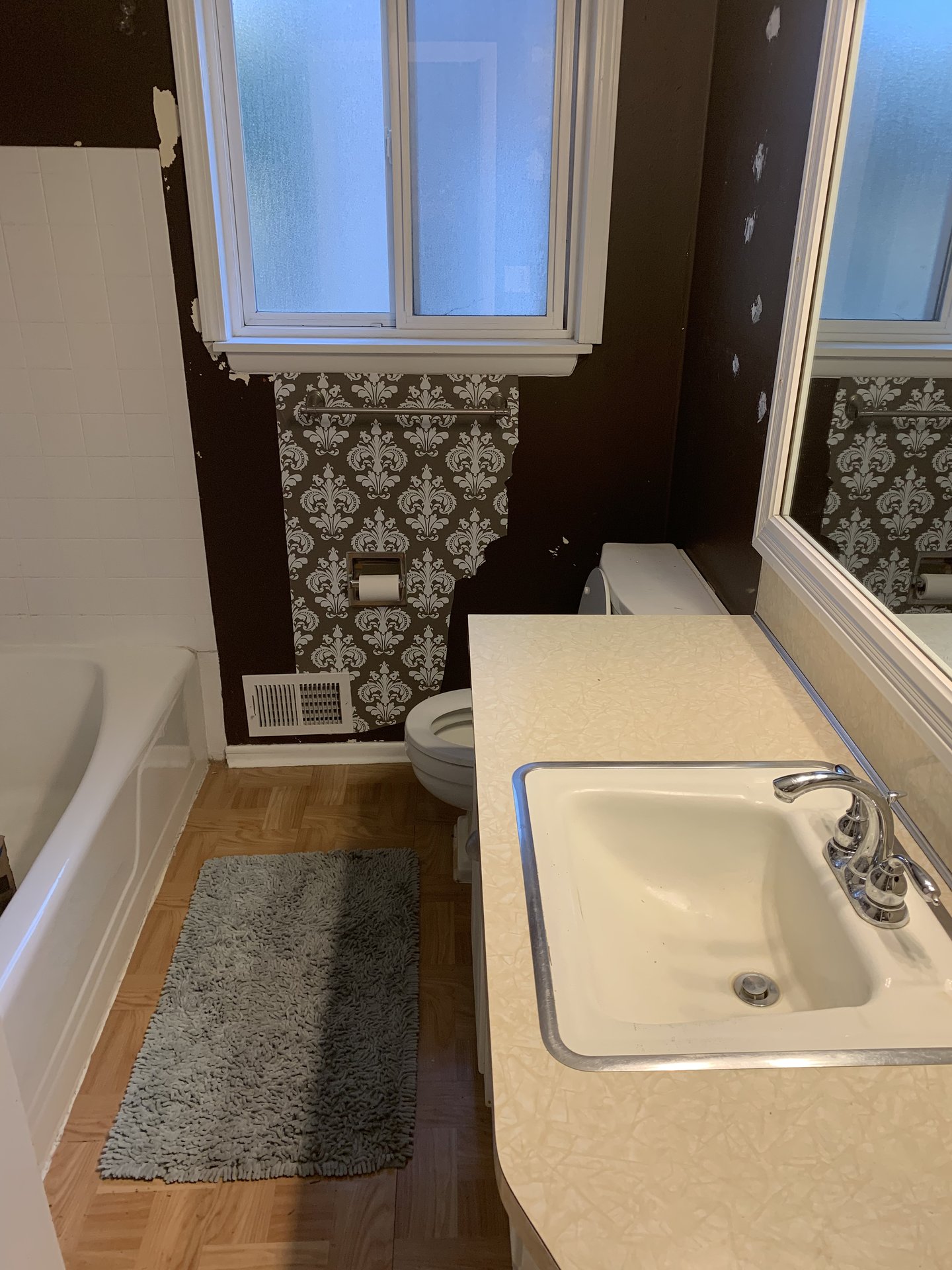 Classic Marble Bathroom - Before 1