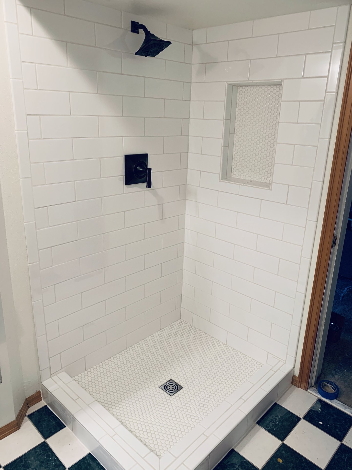 Subway Tile Walk-In Shower - Photo 4