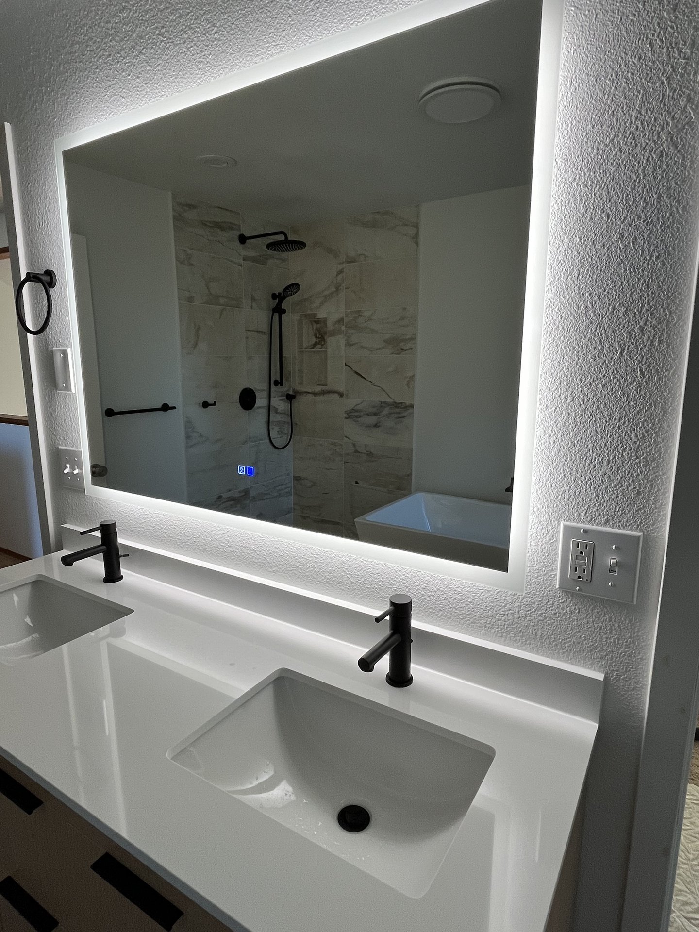 Spa Master Bath with Freestanding Tub - Photo 15