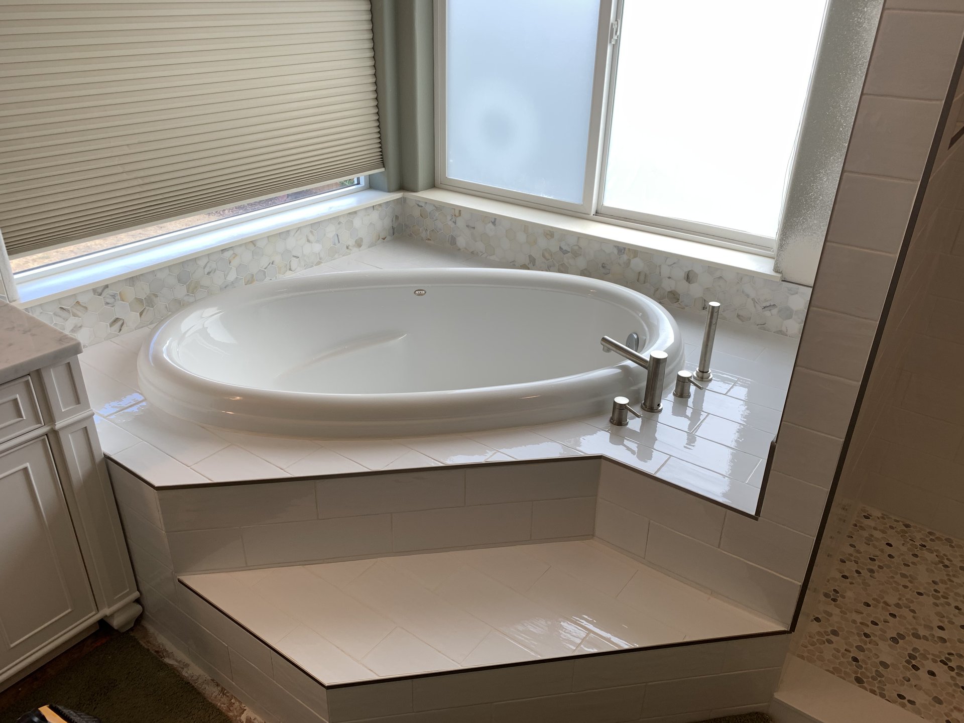 Pebble Accent Walk-In Shower - Pierce County, WA