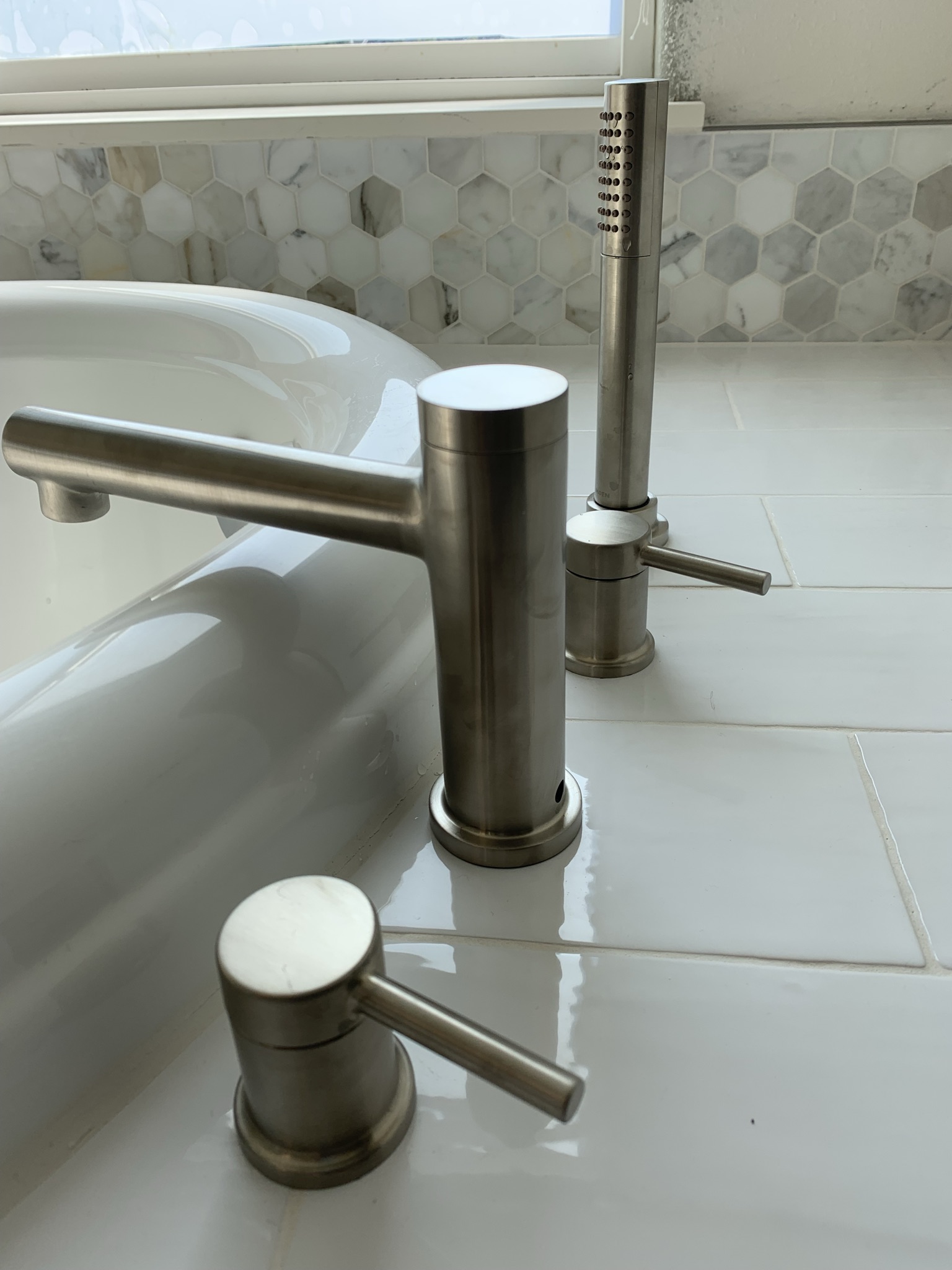 Pebble Accent Walk-In Shower - Photo 8