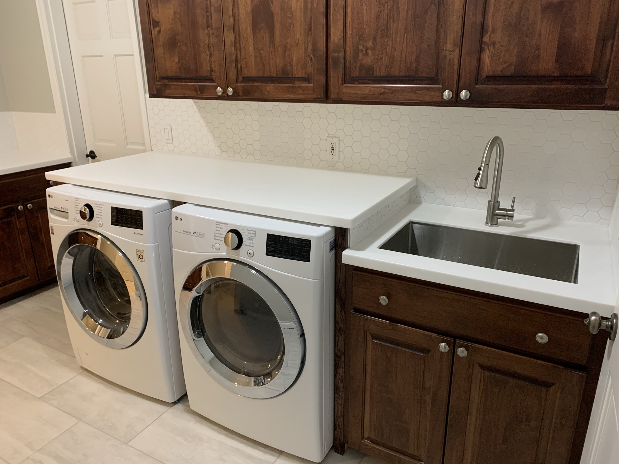 Custom Laundry Room Remodel - Photo 5